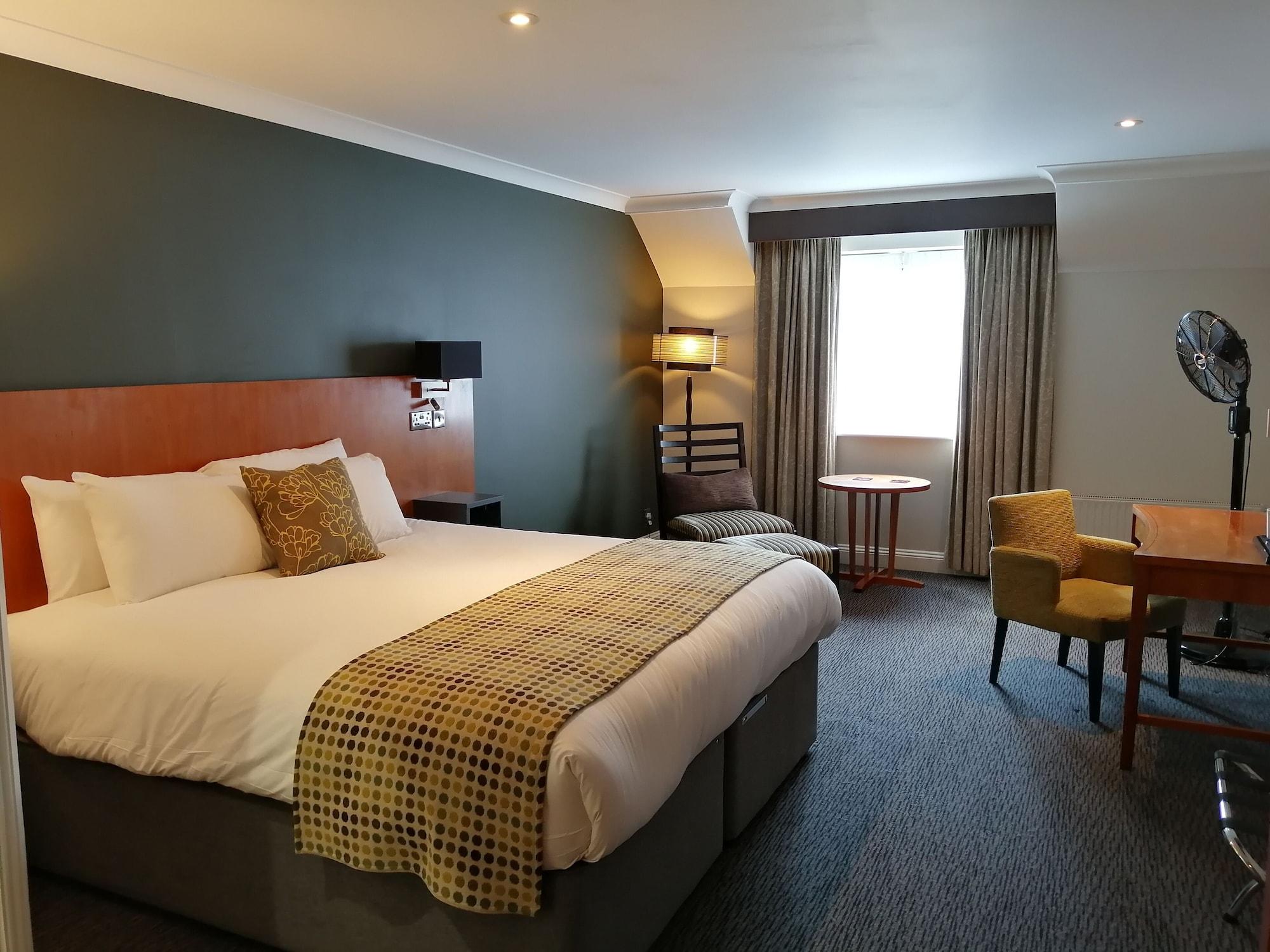 Best Western Plus Angel Hotel Chippenham  Zewnętrze zdjęcie