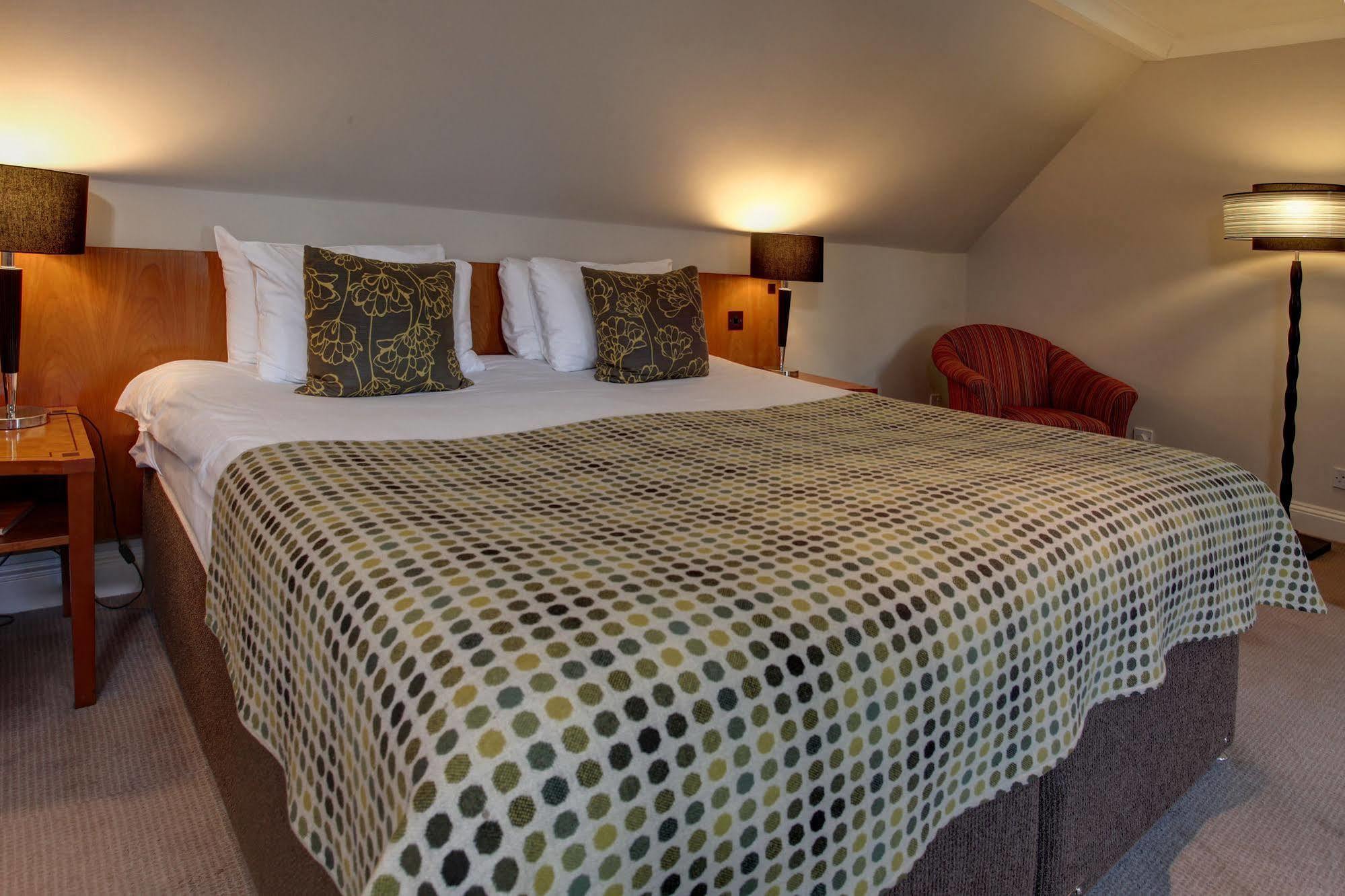 Best Western Plus Angel Hotel Chippenham  Zewnętrze zdjęcie